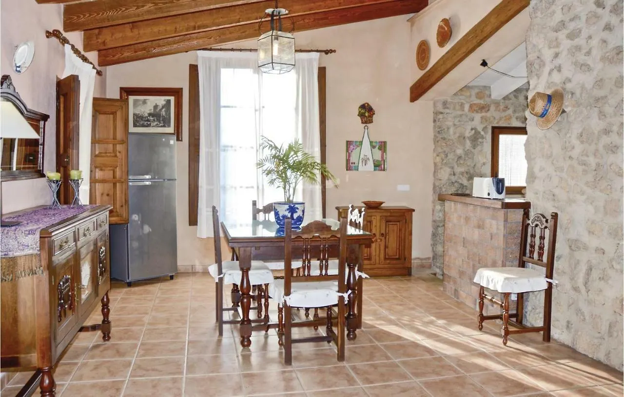 Gorgeous Home In Selva With Outdoor Swimming Pool 0*, Selva (Mallorca) Espagne